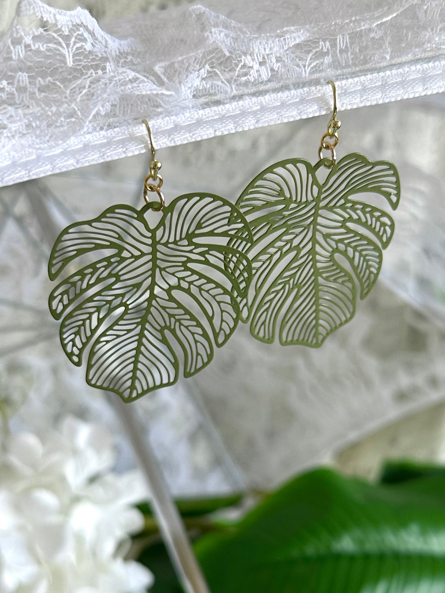 Monstera Leaf Earrings