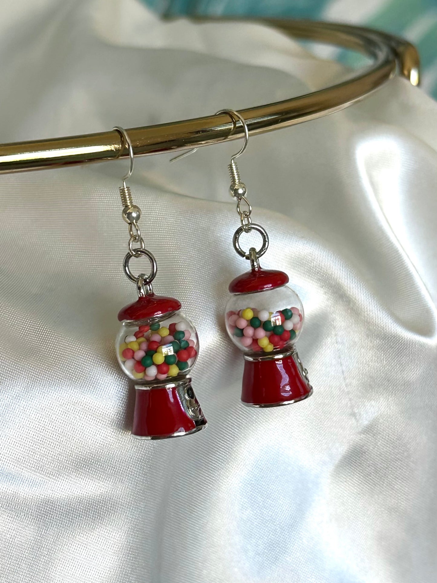 Bubblegum Dispenser Earrings (Shaker)