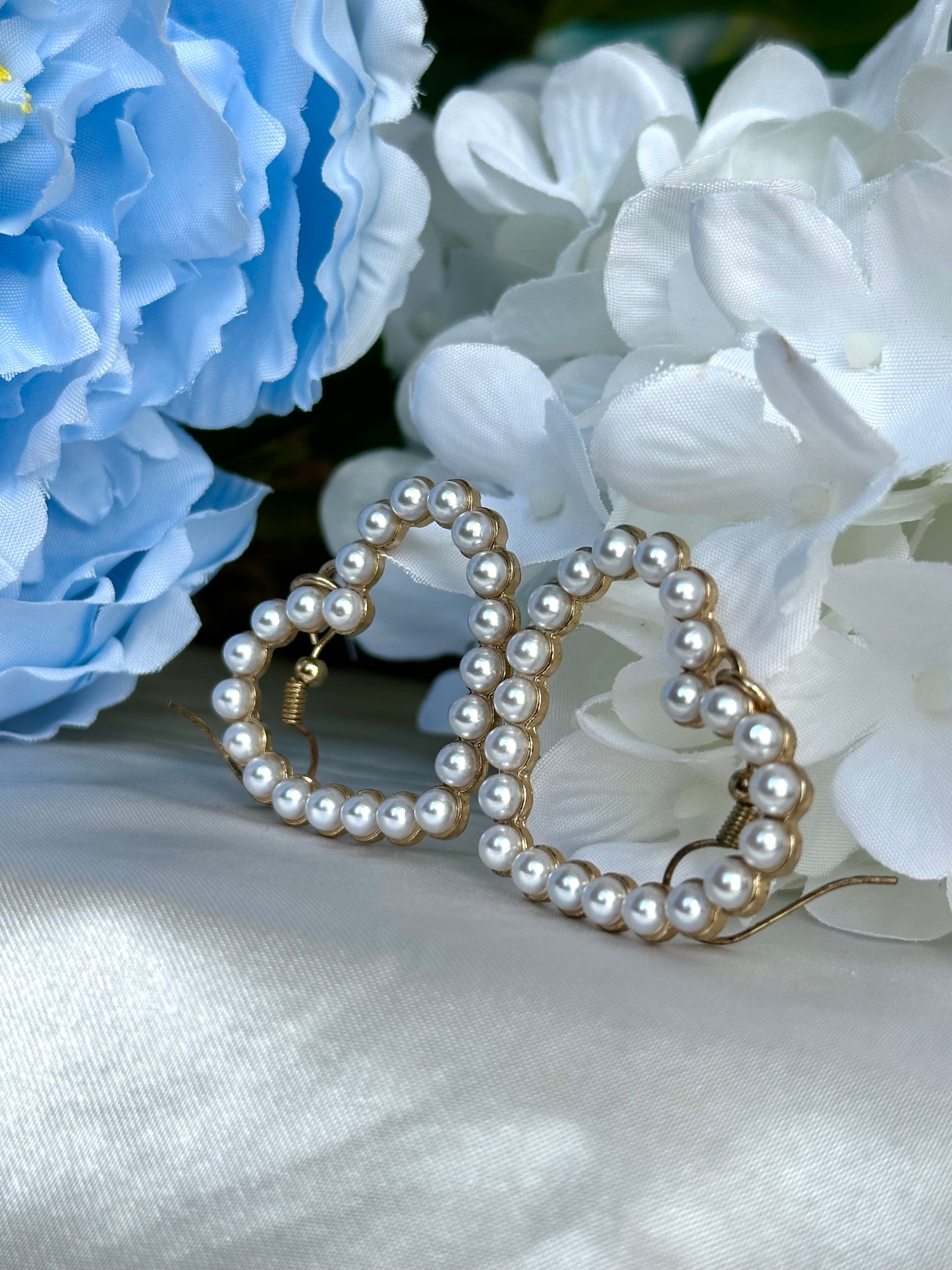 Pearl Hearts Earrings
