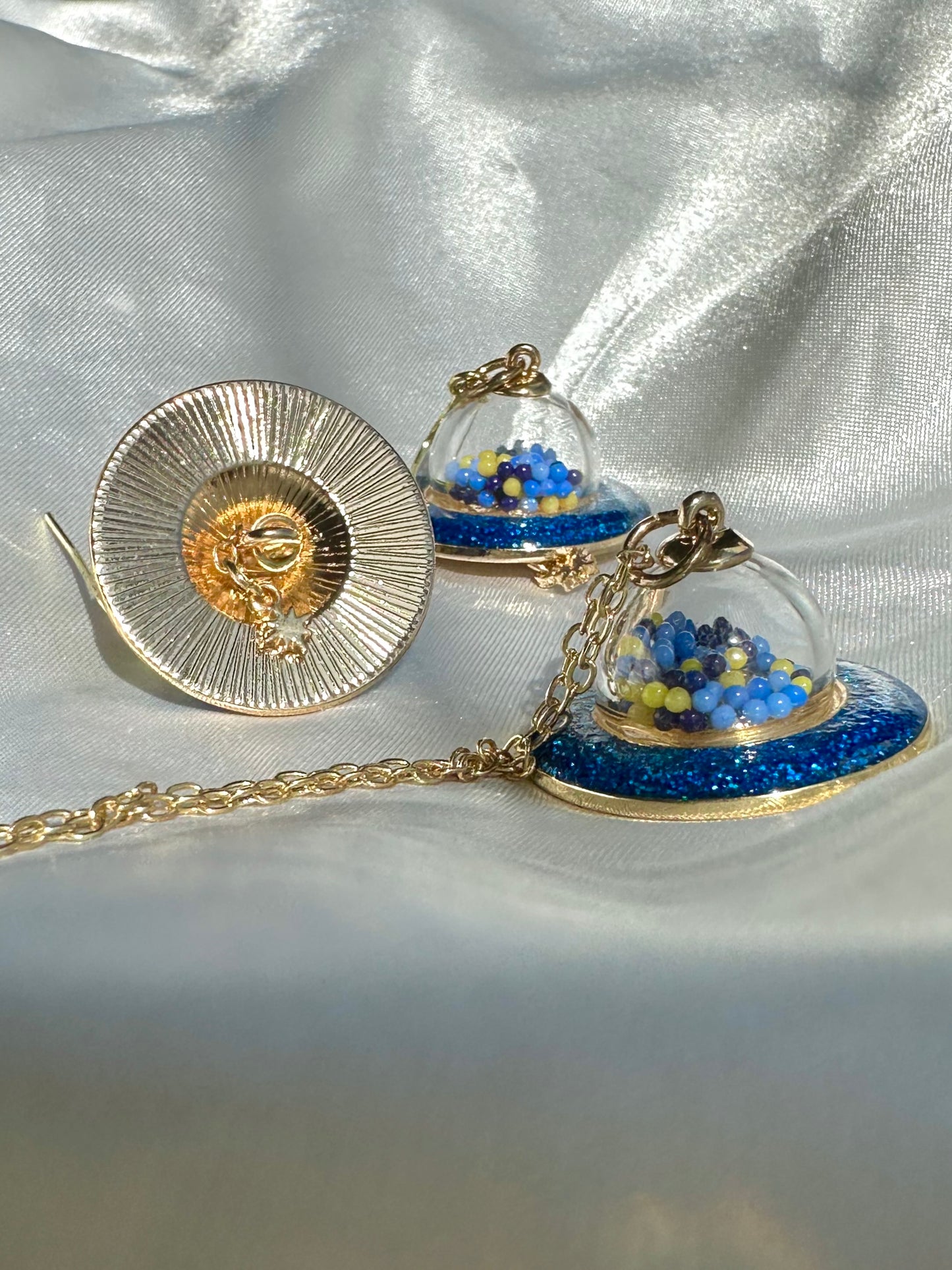 UFO Necklace & Earrings set (Shaker)