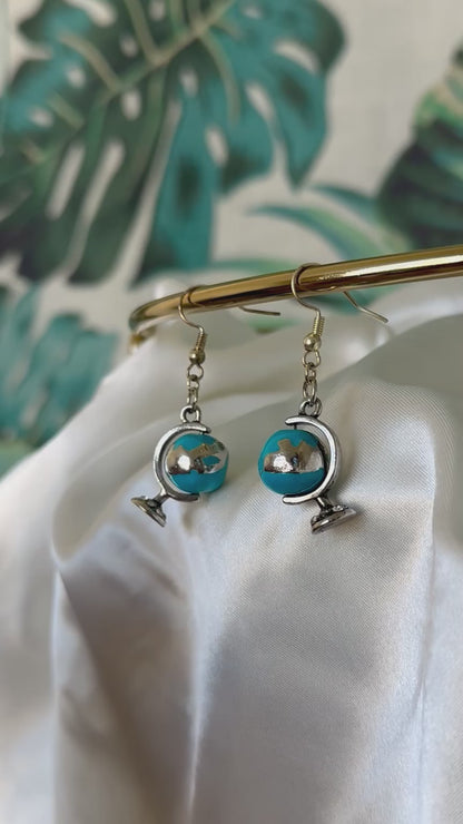 Globe Earrings (Spinner)